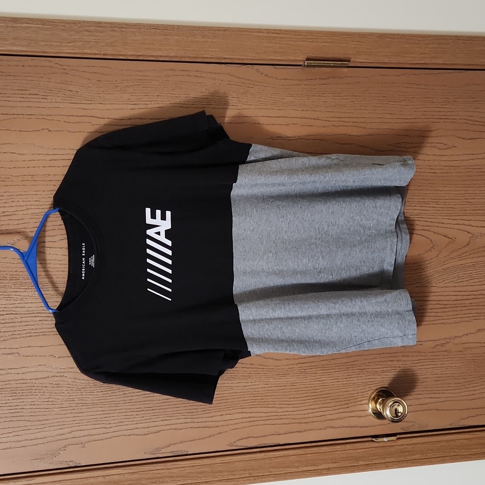 👕 ●American Eagle Outfitters● Tee Size Mens Medium
